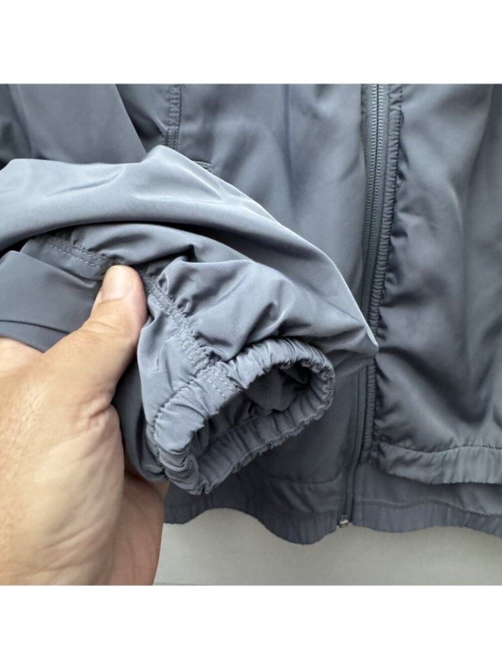 Athleta Medium Gray Ruched Sleeve Zip Front Bomber Jacket Women M - Picture 9 of 10
